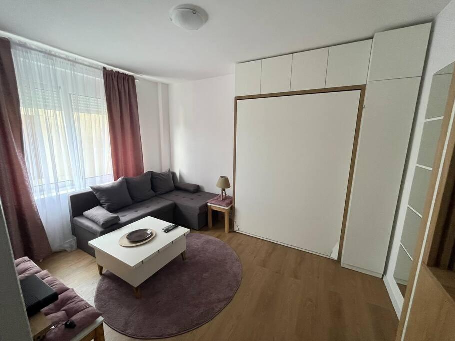 Apartment Centar Подгориця Екстер'єр фото